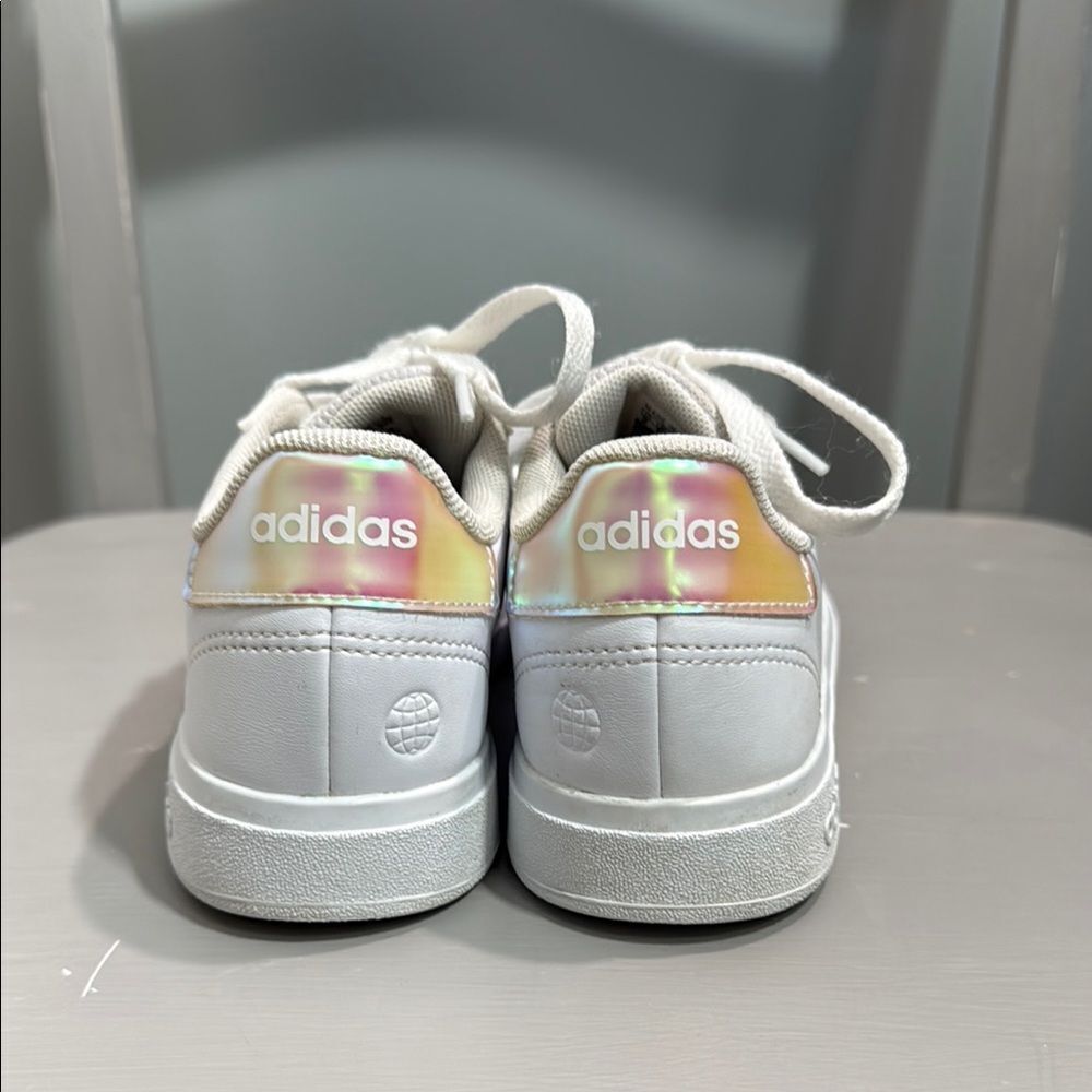 Adidas Kids Sneakers in White with Iridescent Accents - Picture 5 of 10